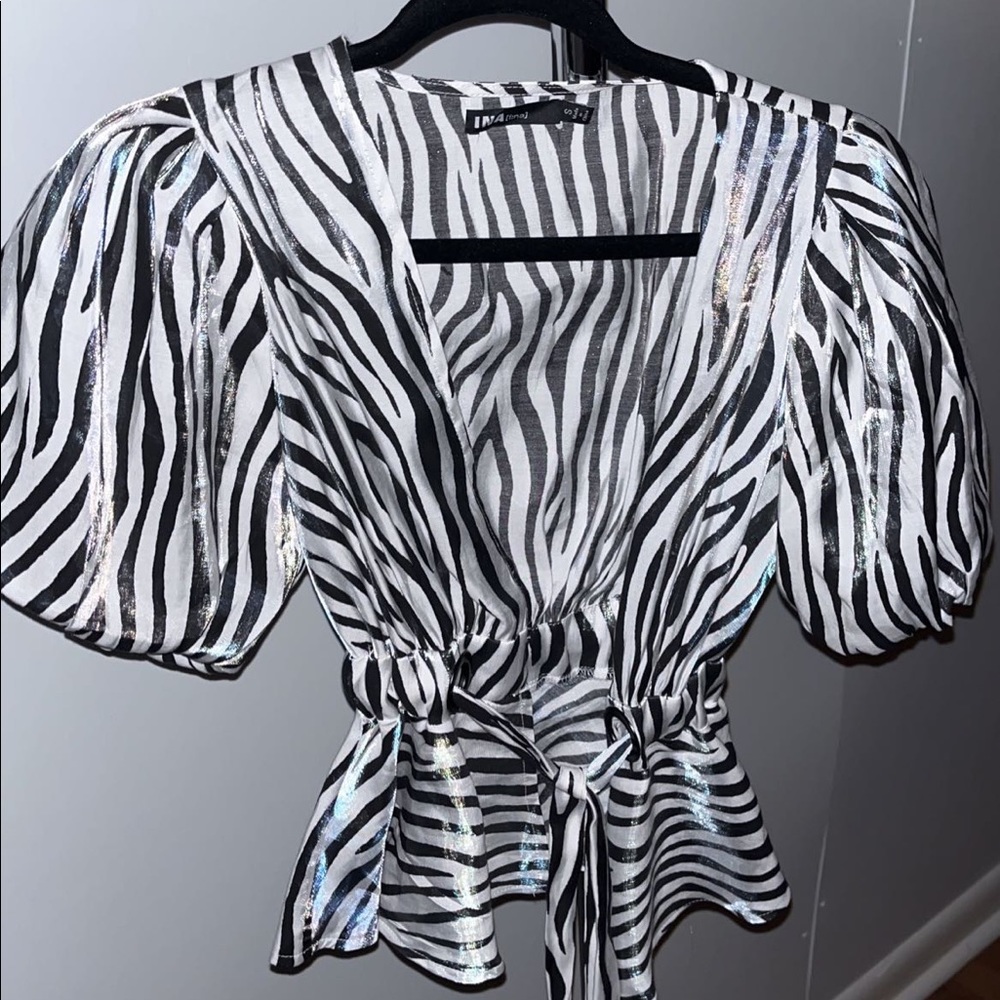 Zebra Print puffy sleeve top